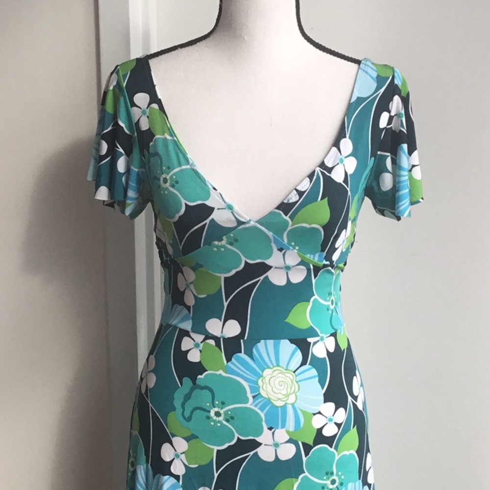 Dress - Picture 3 of 5